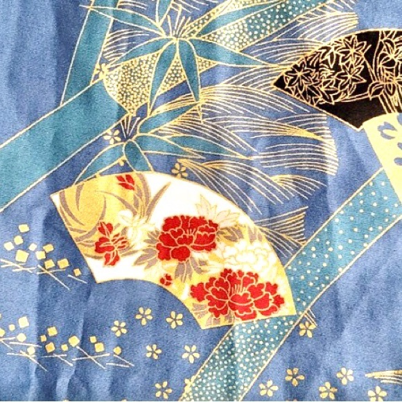 Authentic Japanese made 100% cotton Men's /women’s Yukata (similar to a kimono). - Picture 2 of 9